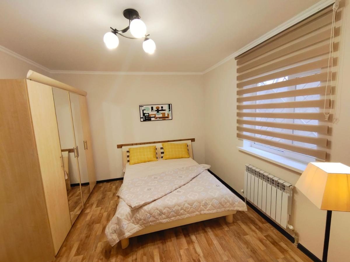Apartamento Дом D Almatý Exterior foto